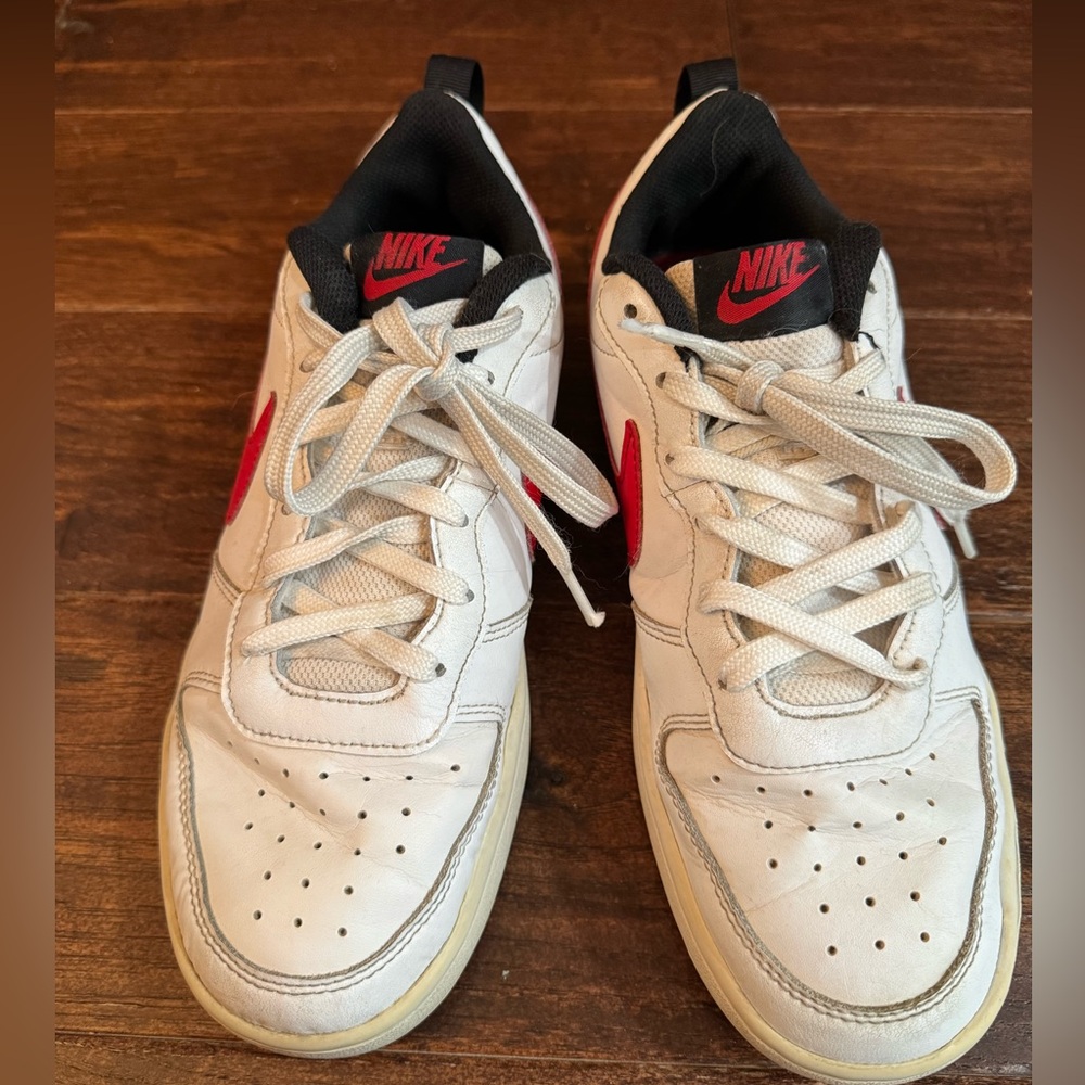 Nike Boys Court Borough Low 2